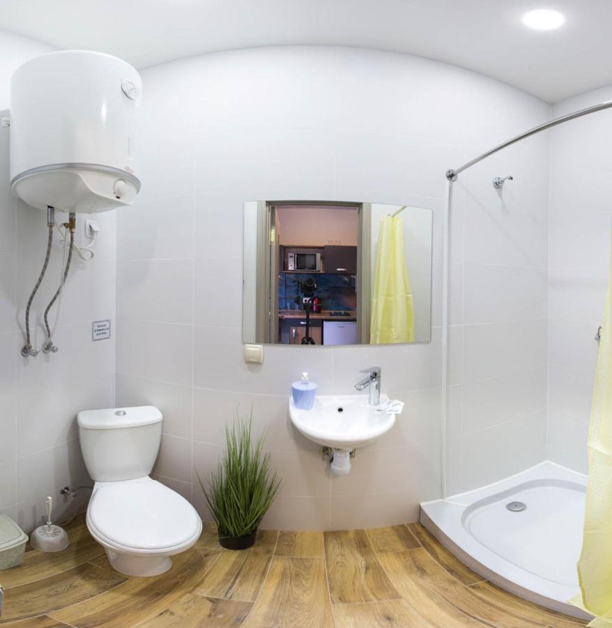 Apartment Cozy In The Center - Podilskyi Lane 7 *