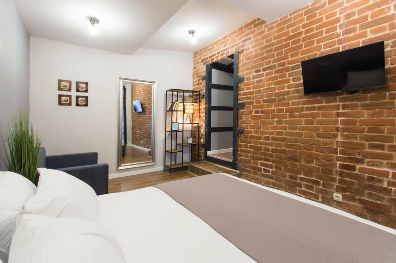 Cozy In The Center - Podilskyi Lane 7 * Kharkiv